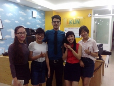 Tư vấn và giáo giáo viên ikun